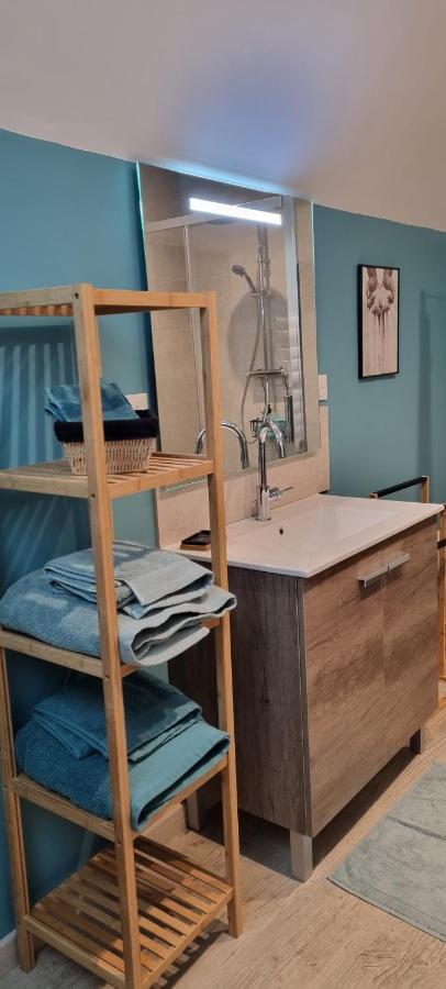 Au Nid Des Champs, Agreable D'hotes, Proche De Chartres Bed & Breakfast
